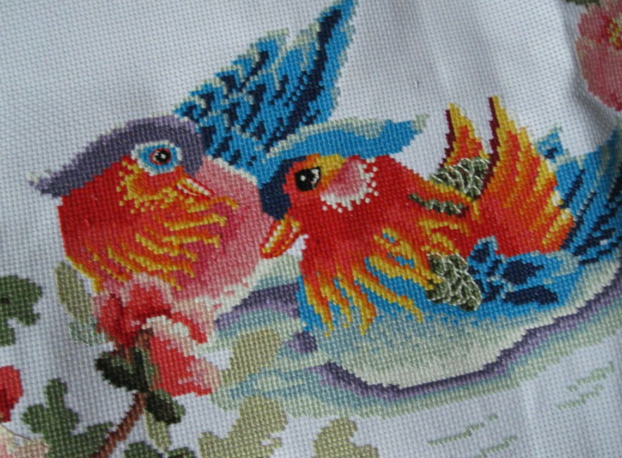 電腦十字繡成品批發(fā) 以現(xiàn)代工藝演繹傳統(tǒng)美學(xué)，打造客廳點(diǎn)睛之筆